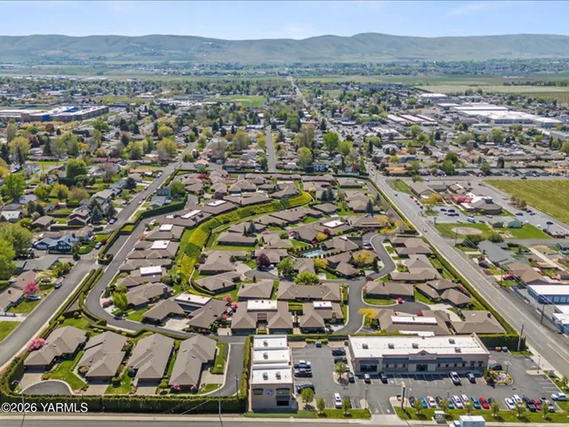 $450,000 | 101 North 48th Avenue, Unit 24B, Yakima, WA 98908