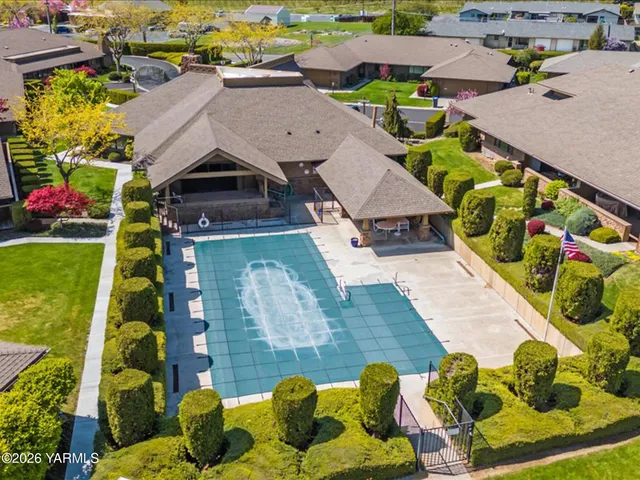 $450,000 | 101 North 48th Avenue, Unit 24B, Yakima, WA 98908