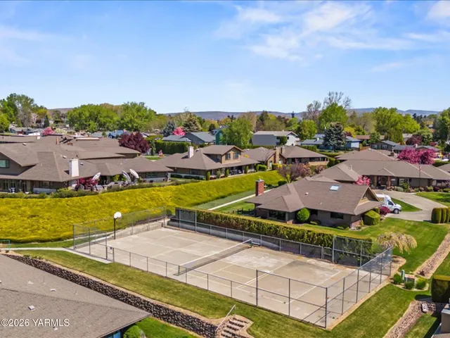 $450,000 | 101 North 48th Avenue, Unit 24B, Yakima, WA 98908