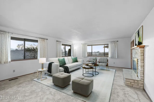 $450,000 | 101 North 48th Avenue, Unit 24B, Yakima, WA 98908