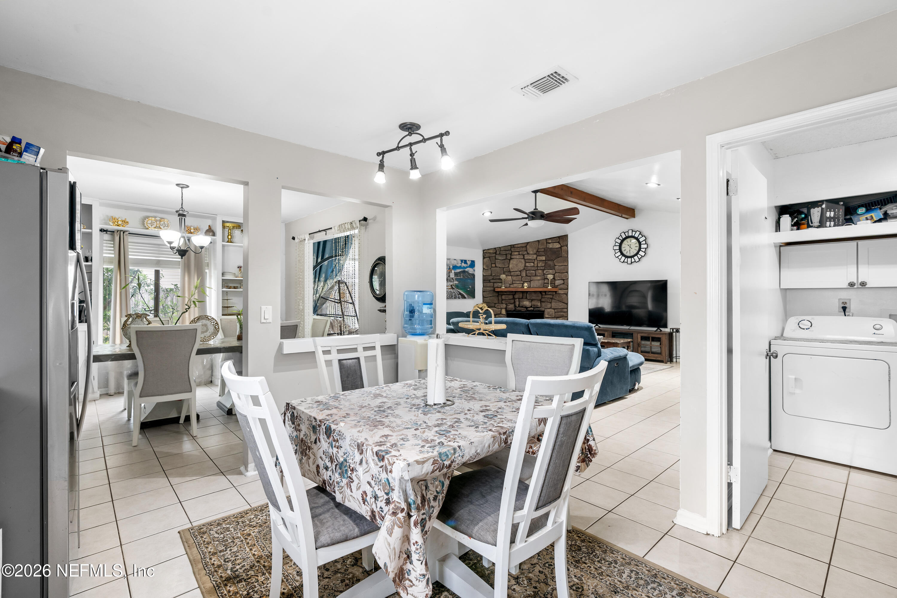 3639 Lone Eagle Road Jacksonville, FL 32257 - Photo 19 of 40 kitchen 4