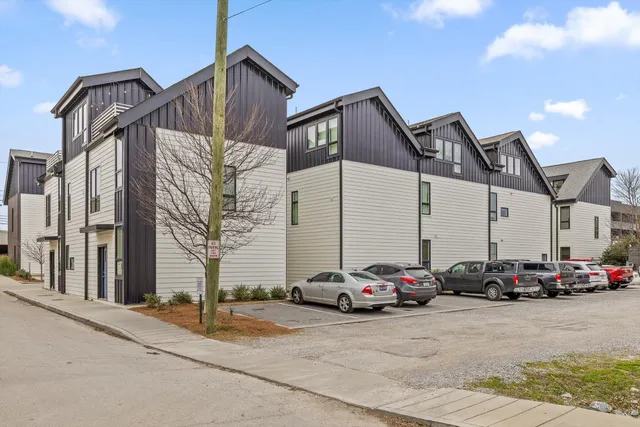 $307,000 | 1530 Adams Street, Unit 106, Chattanooga, TN 37408