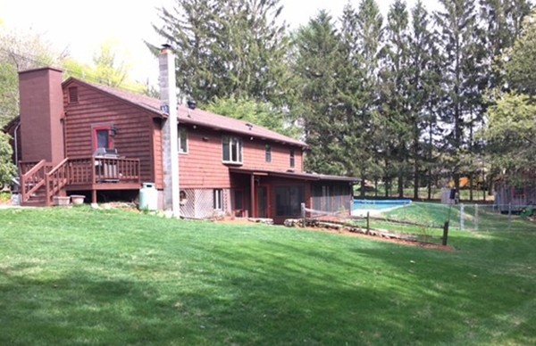 41 7 Star Road Groveland, MA 01834 - Photo 2 of 30 Gallery Image 2