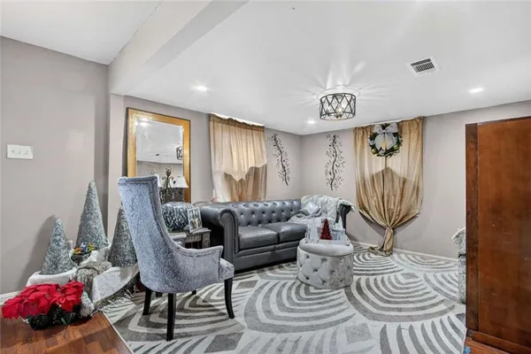 $118,000 | 2037 Licciardi Lane, Violet, LA 70092