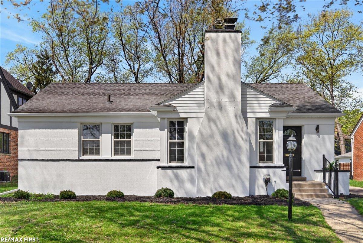 2752 Bamlet Road Royal Oak, MI 48073 - Photo 1 of 47 50205143-a34b42bd-0501-4522-bedb-ad26fea310d4.JPG