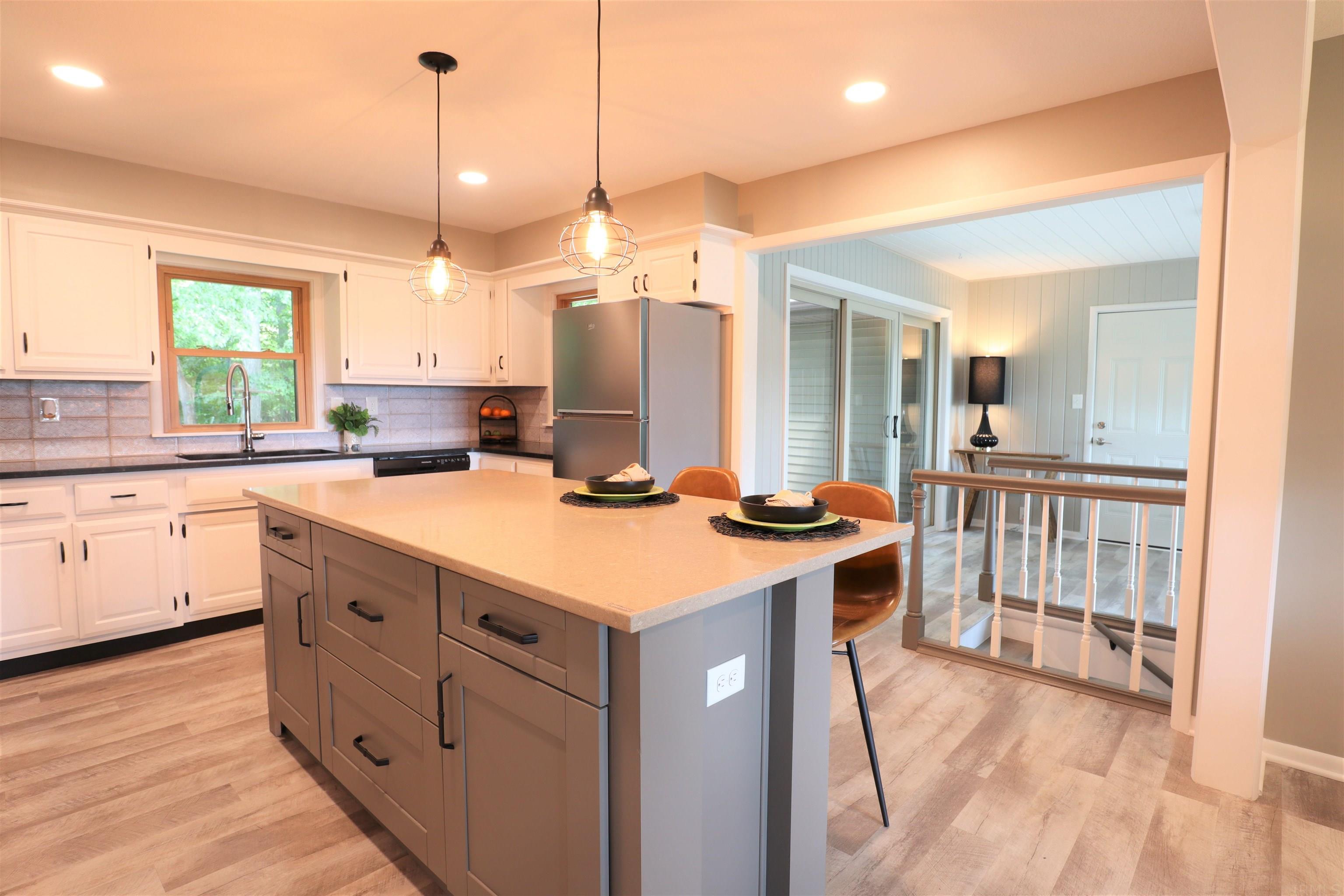 10435 Garman Road Leo, IN 46765 - Photo 15 of 35