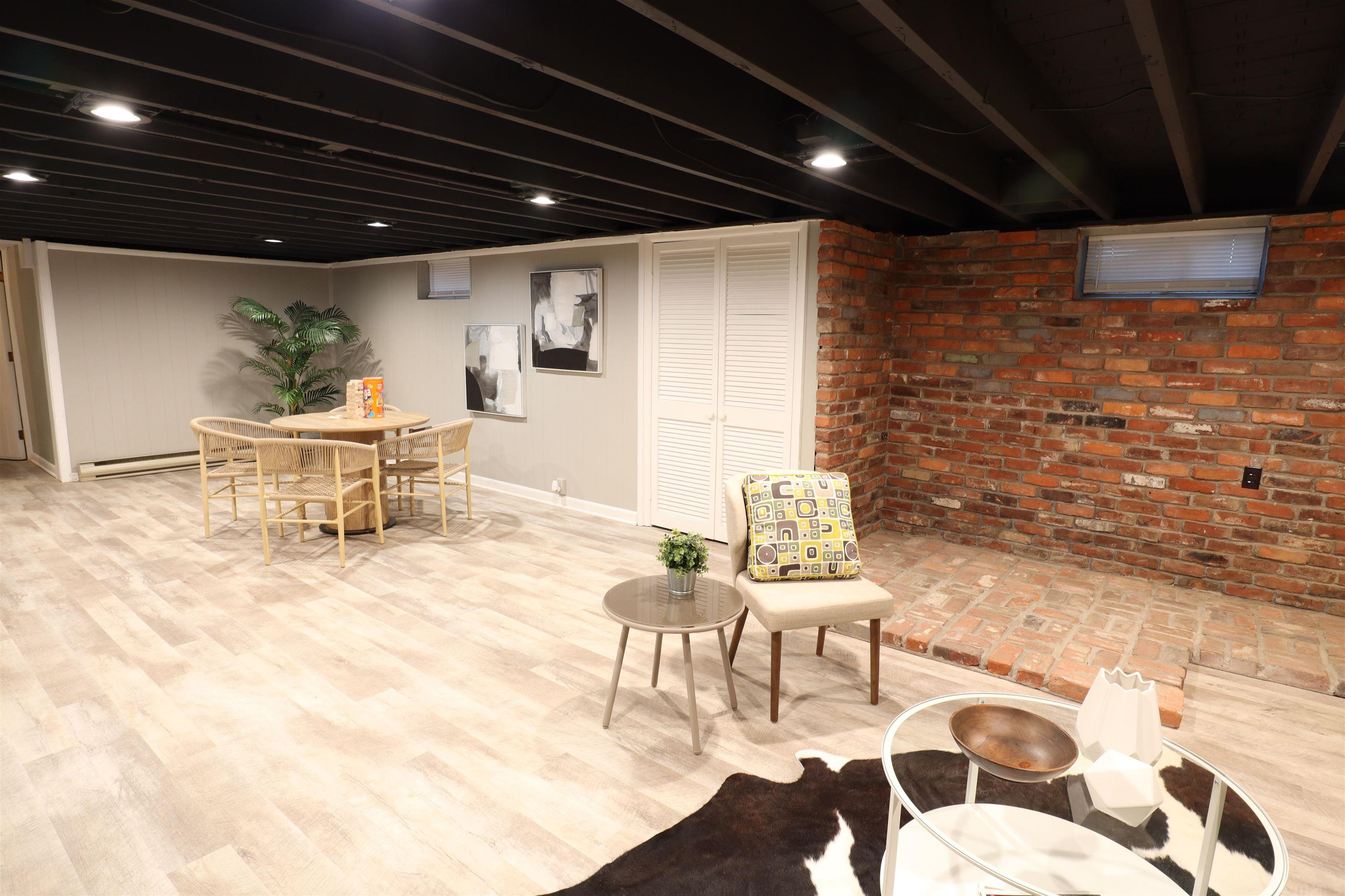 10435 Garman Road Leo, IN 46765 - Photo 30 of 35