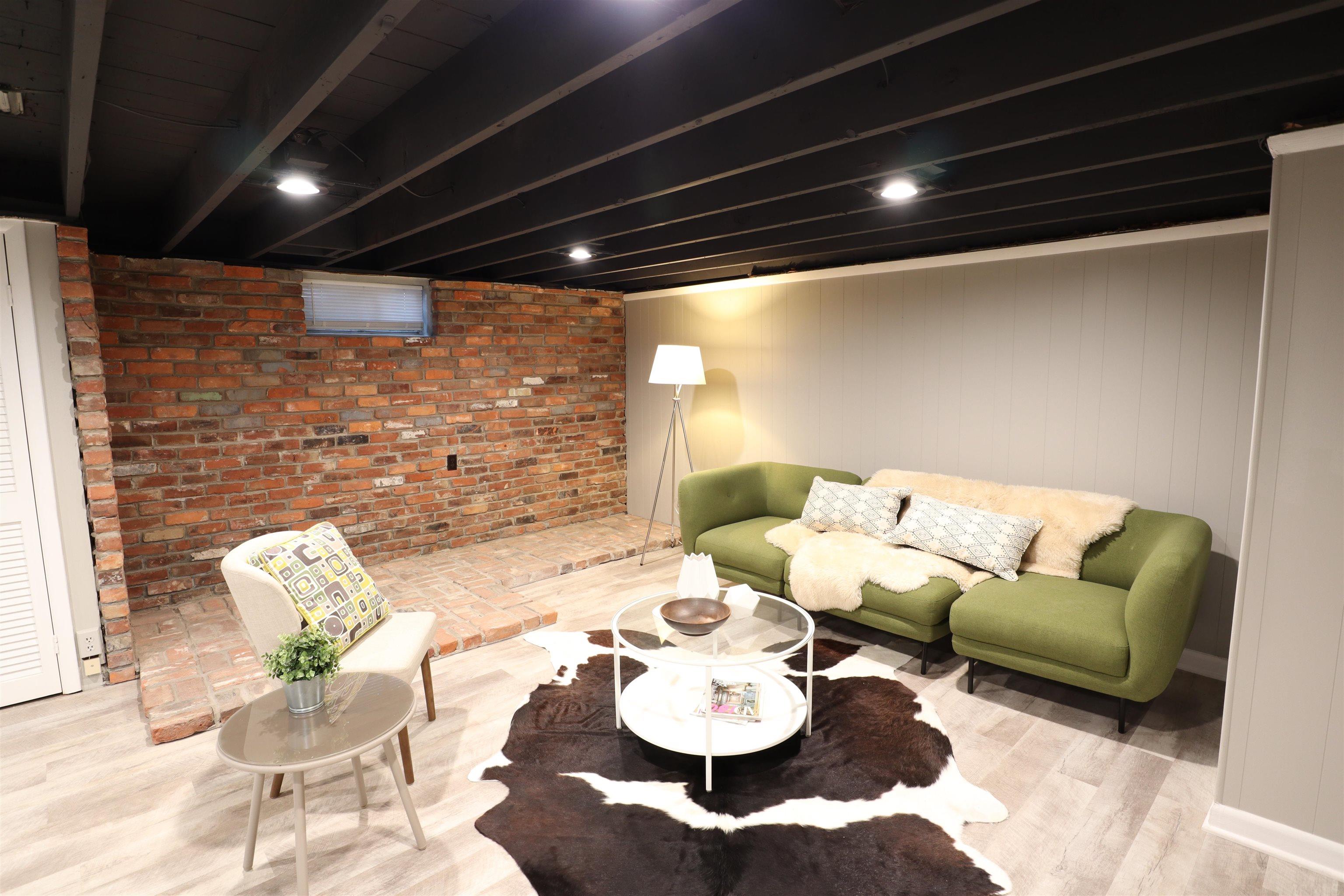 10435 Garman Road Leo, IN 46765 - Photo 31 of 35