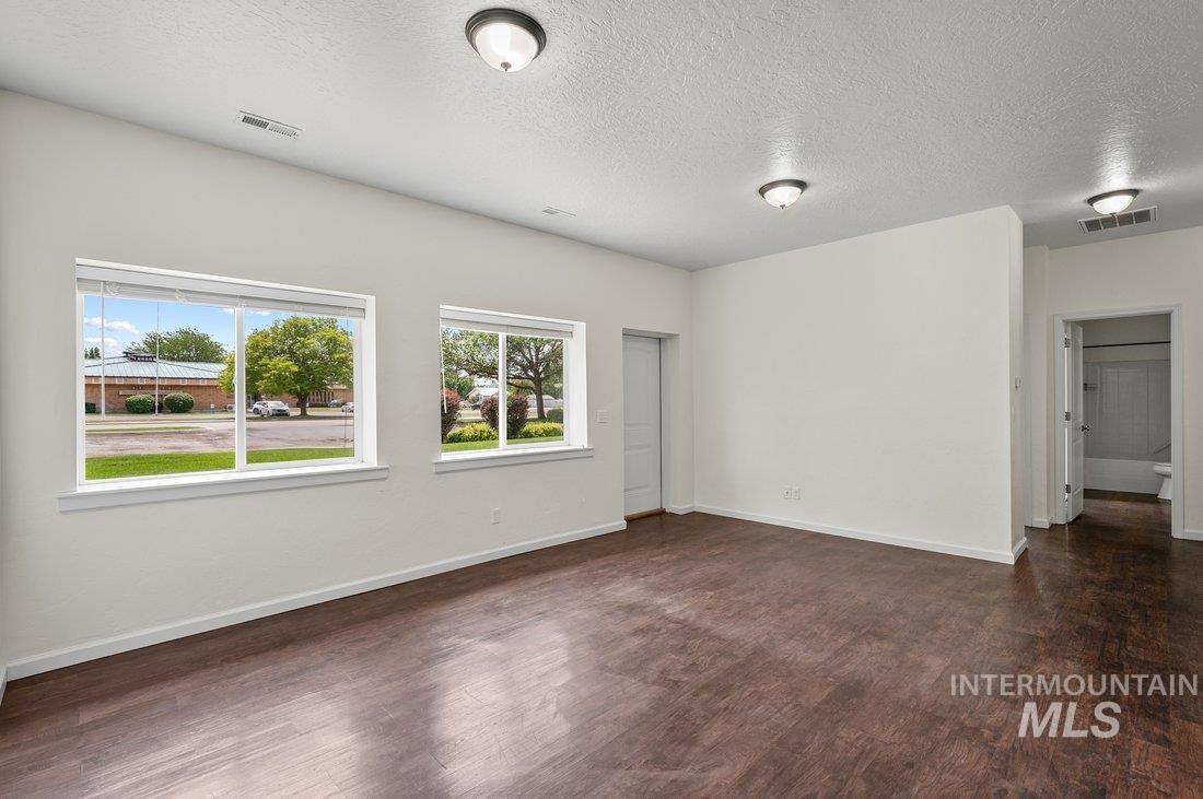 316 North 11th Street Payette, ID 83661 - Photo 11 of 46