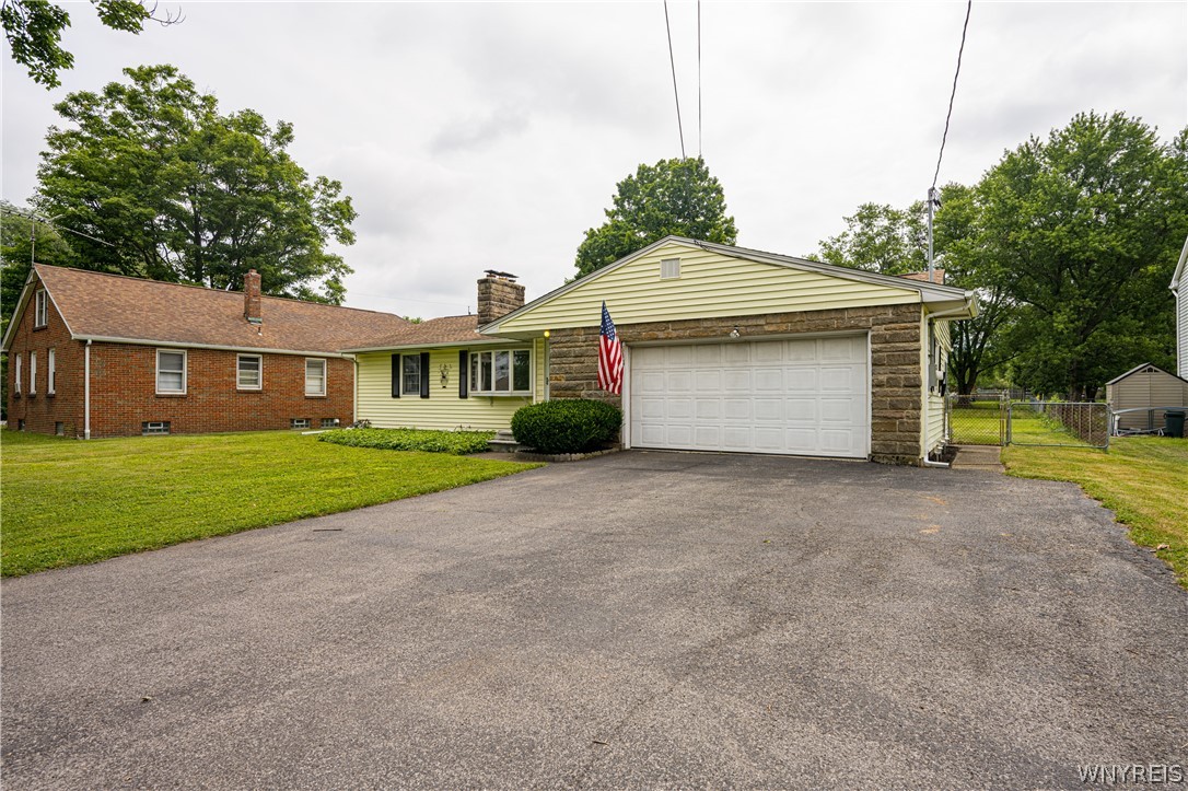 7093 Boston State Road Boston, NY 14075 - Photo 3 of 46