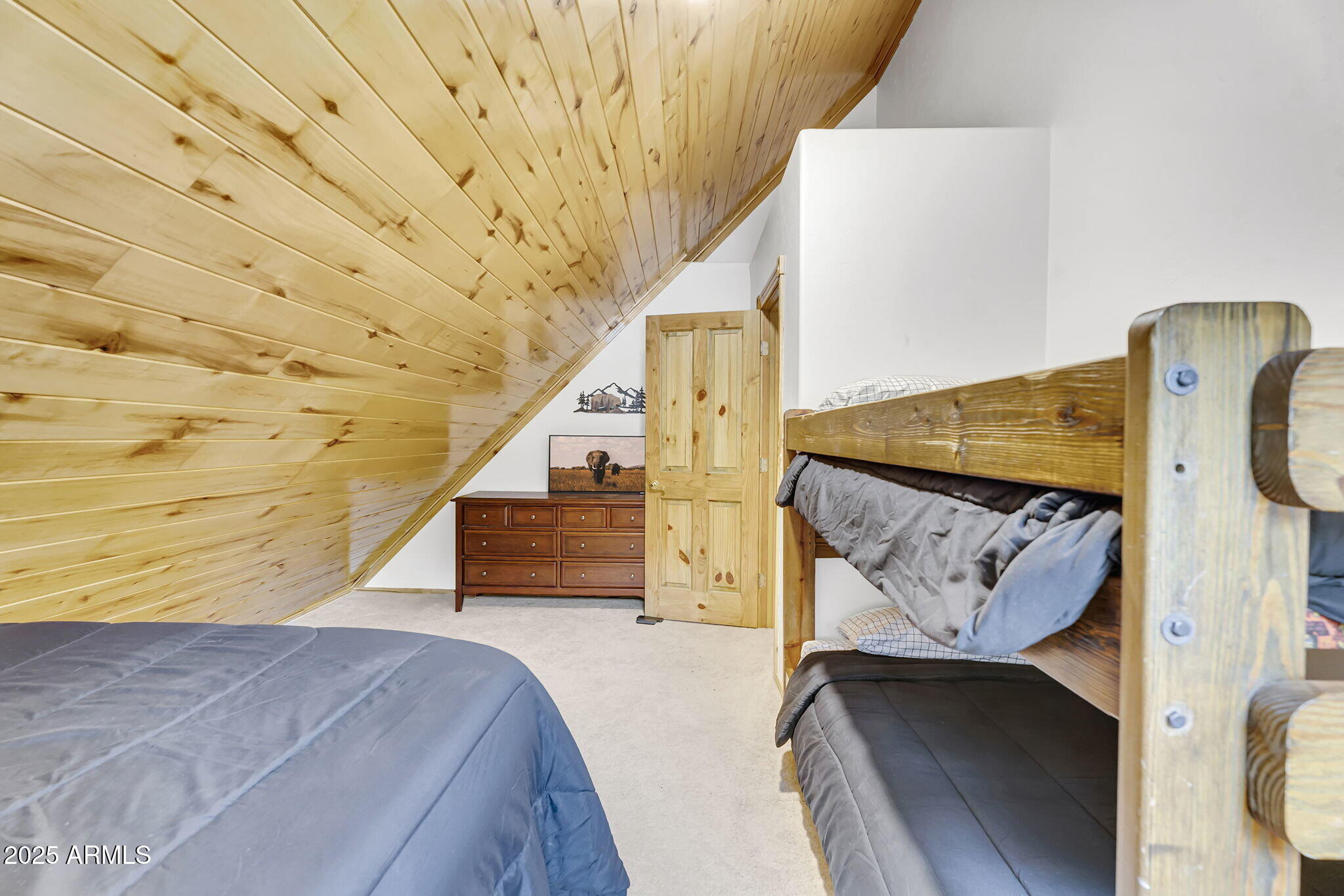 5348 Forest Service 701 Road Happy Jack, AZ 86024 - Photo 20 of 59 a view of entryway with a front door