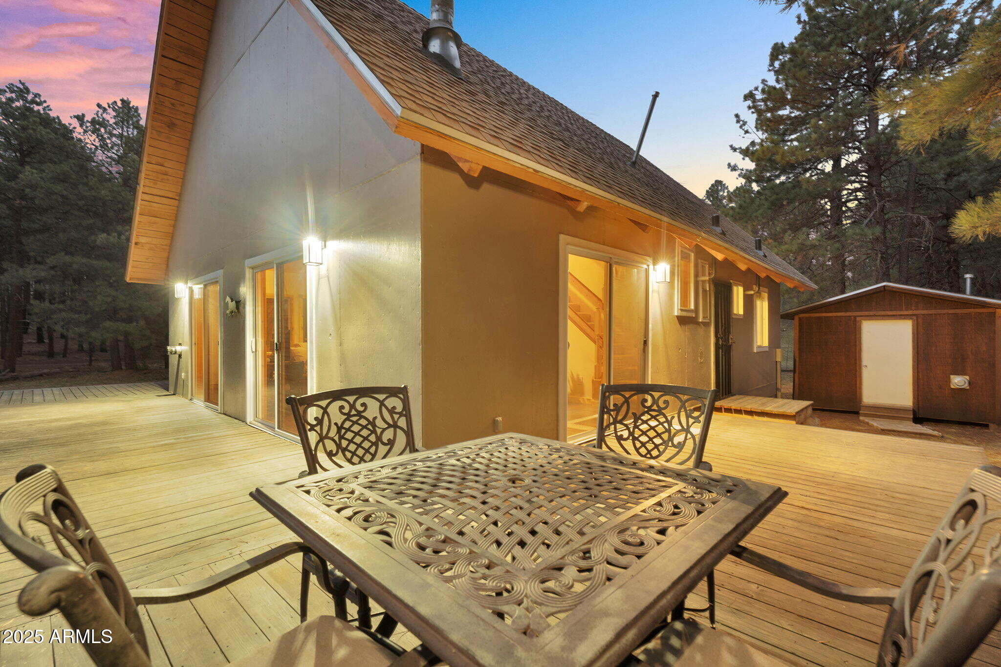 5348 Forest Service 701 Road Happy Jack, AZ 86024 - Photo 51 of 59 a view of a patio with a table and chairs