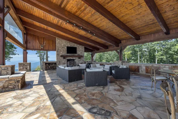 $625,000 | 405 Boone Pass, Jasper, TN 37347
