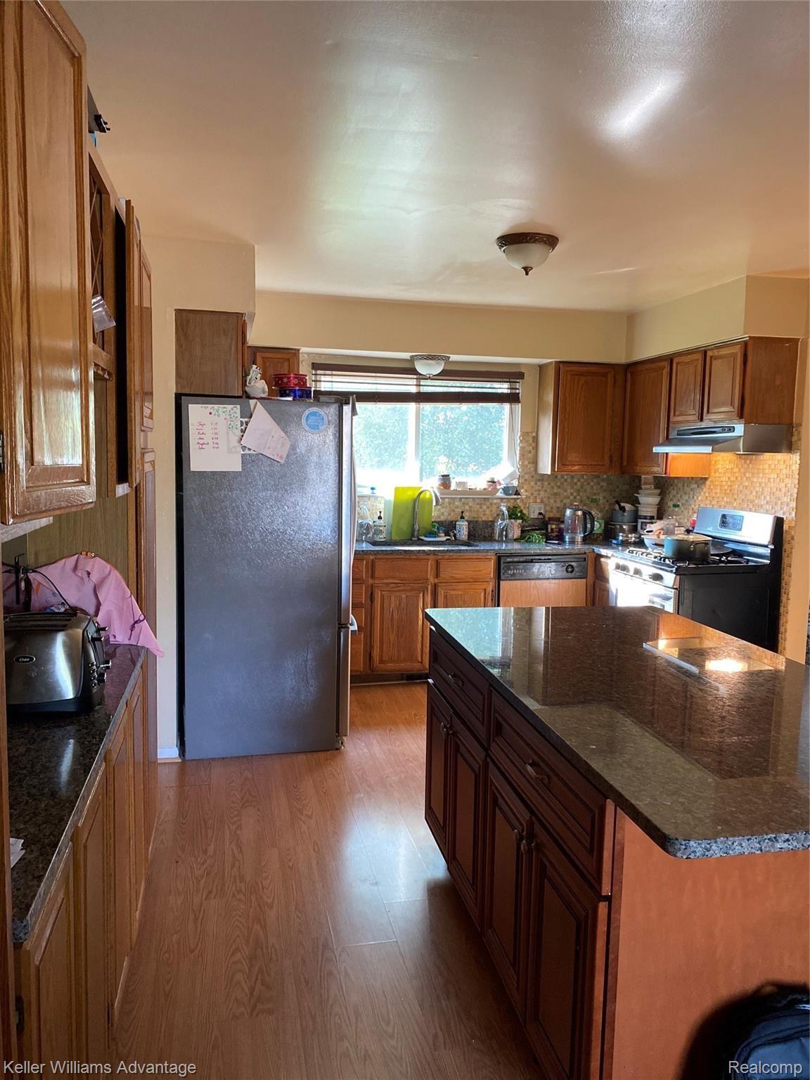 1259 Paddington Road Canton, MI 48187 - Photo 5 of 5 SVZHZRloQ9aEHEJORsicrg.jpg