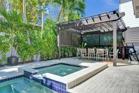 $2,699,000 | 3043 Center Avenue, Fort Lauderdale, FL 33308