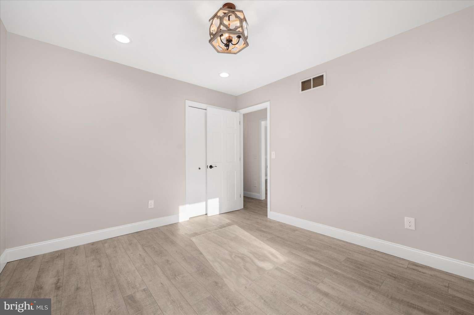 873 Kulp Road Perkiomenville, PA 18074 - Photo 18 of 24 Gallery Image 18