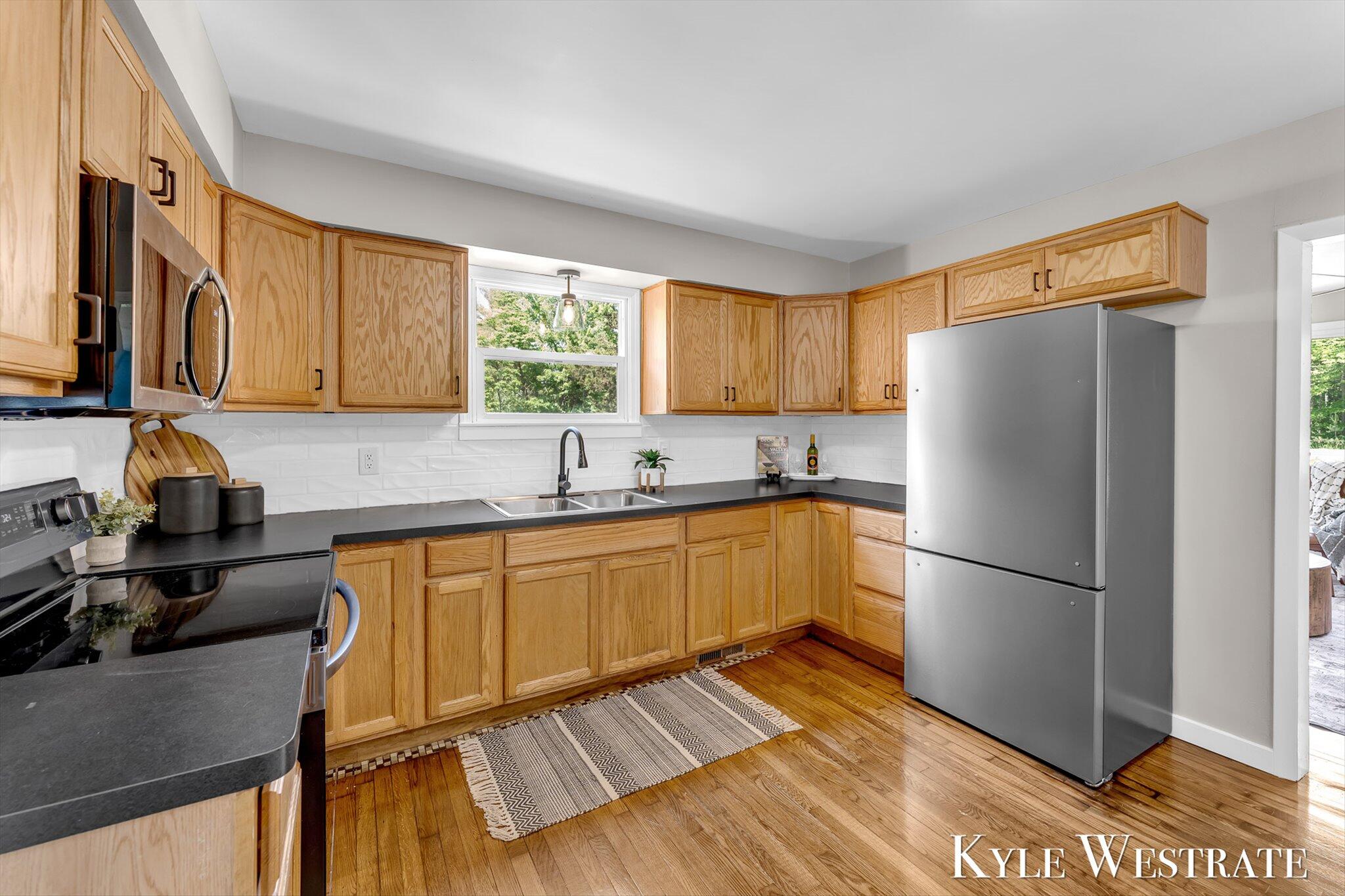 7219 South Maple Island Road Nunica, MI 49448 - Photo 11 of 30 07-KYL00487