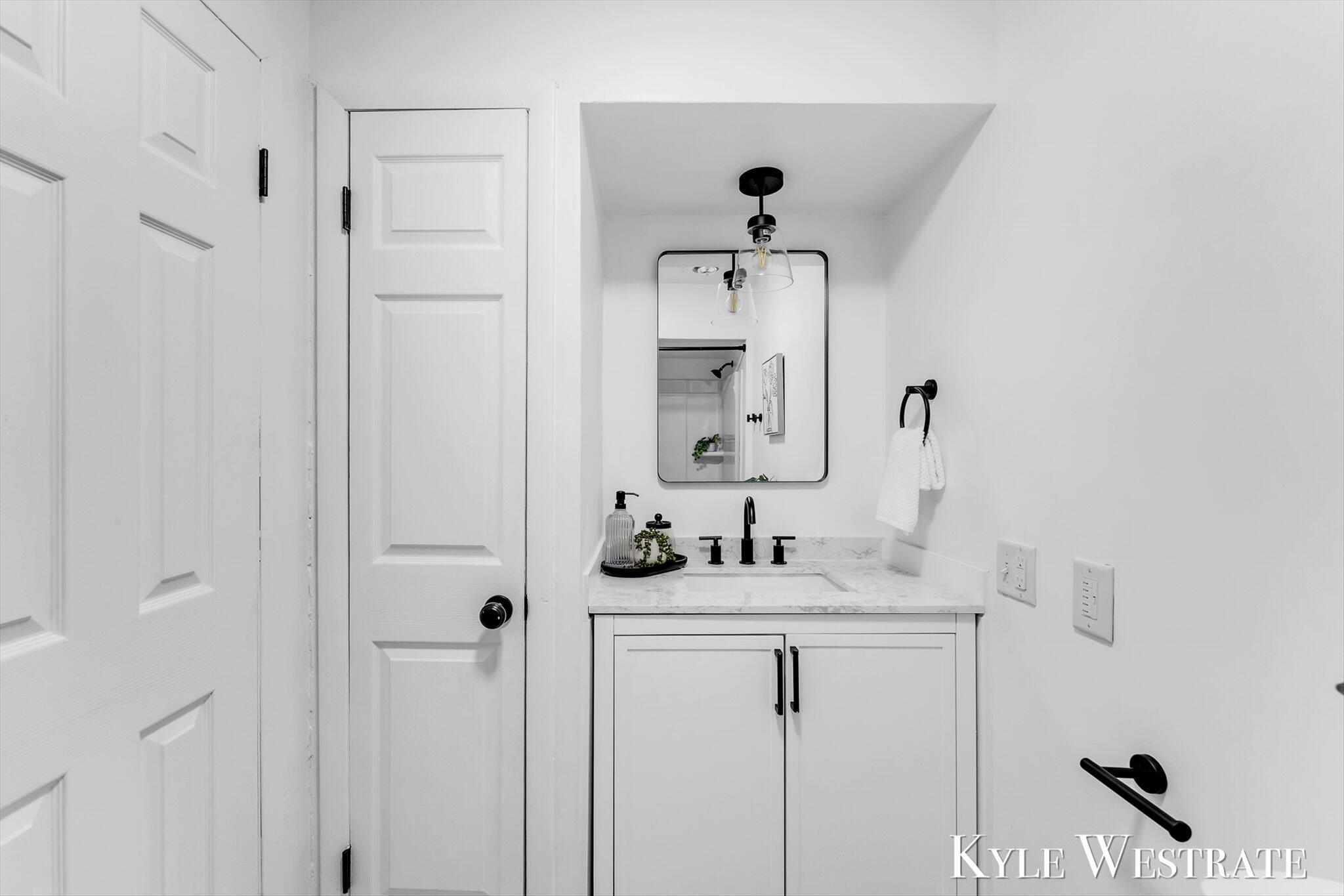 7219 South Maple Island Road Nunica, MI 49448 - Photo 19 of 30 19-KYL00536