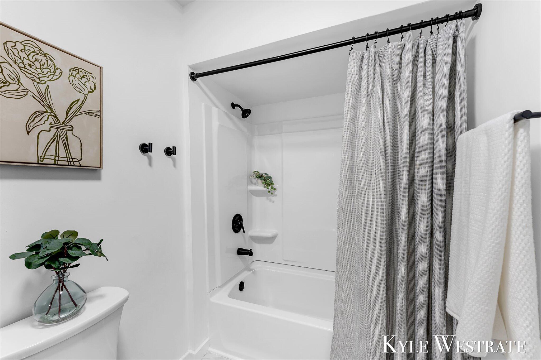 7219 South Maple Island Road Nunica, MI 49448 - Photo 20 of 30 20-KYL00541