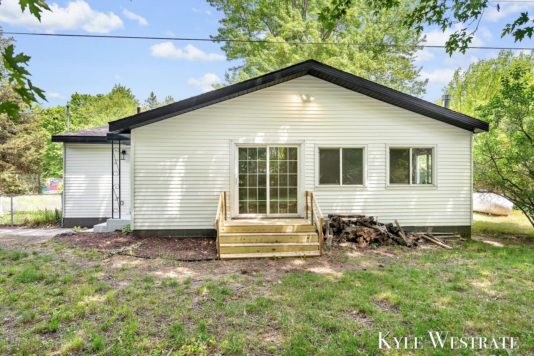 7219 South Maple Island Road Nunica, MI 49448 - Photo 27 of 30 27-KYL00435