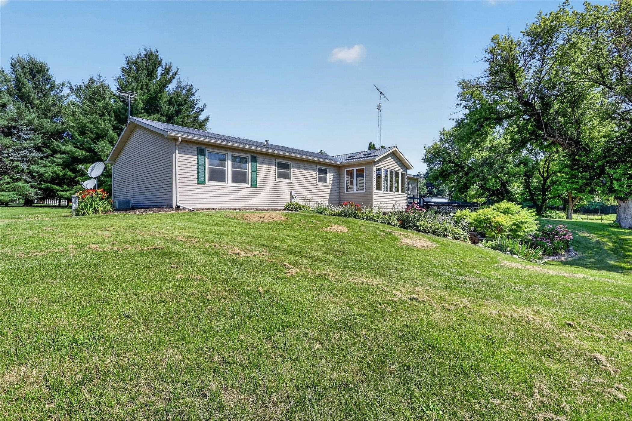 3817 South Carvers Rock Road Avalon, WI 53505 - Photo 50 of 69
