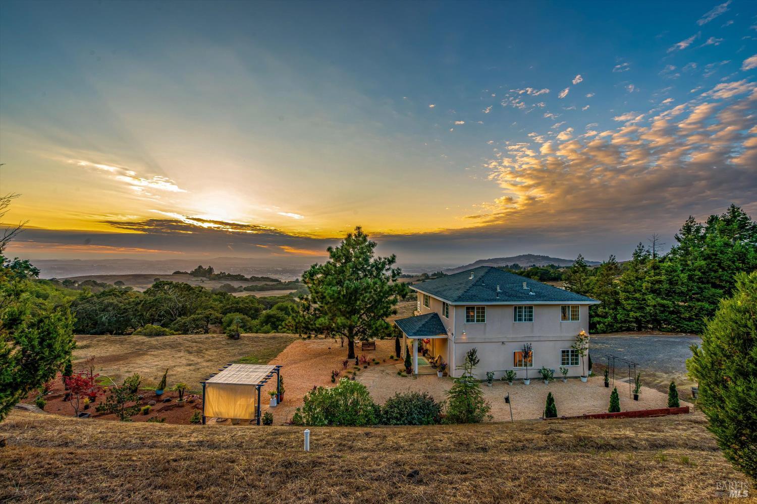 6001 Lichau Road Penngrove, CA 94951 - Photo 2 of 86