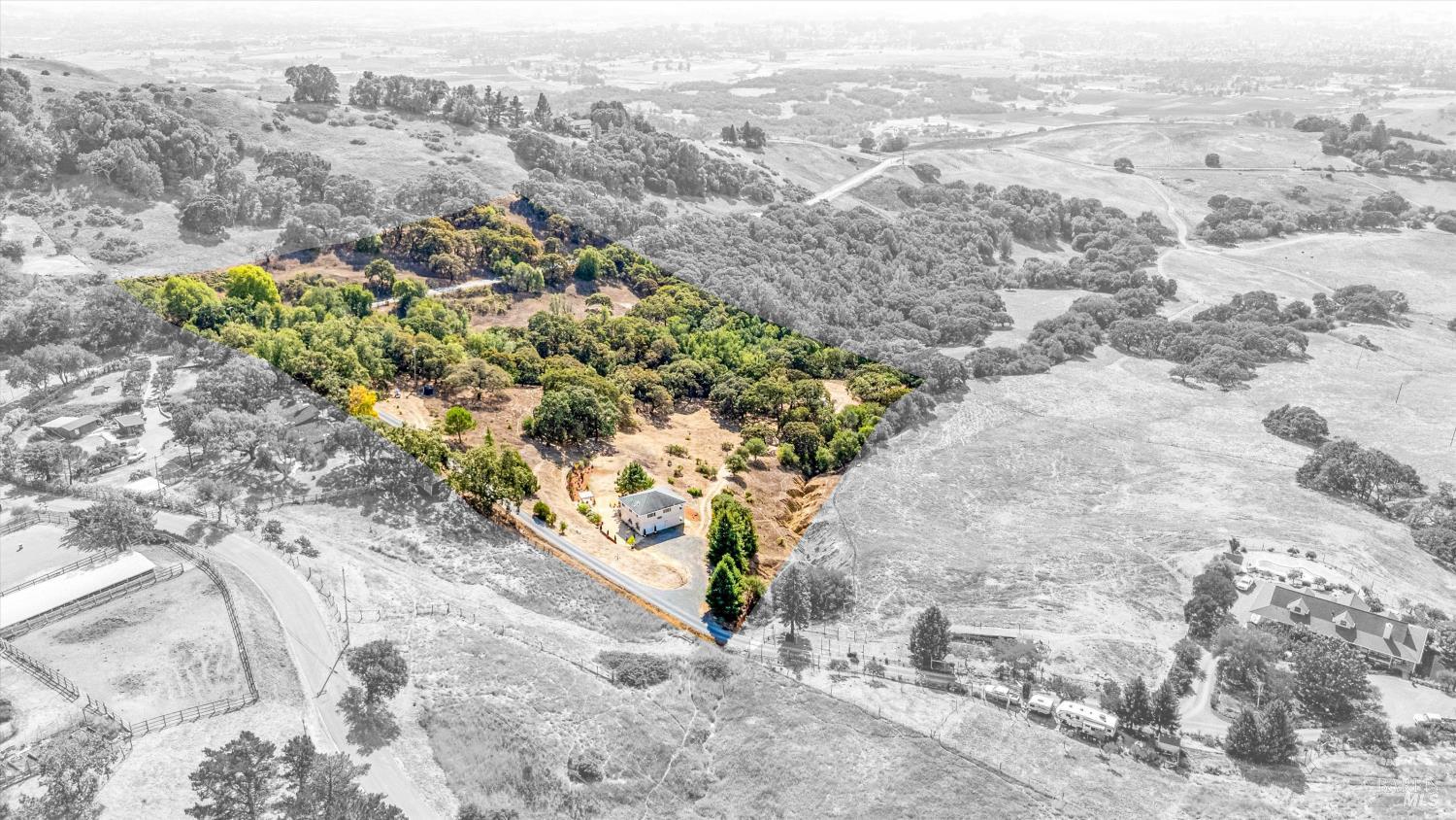 6001 Lichau Road Penngrove, CA 94951 - Photo 23 of 86