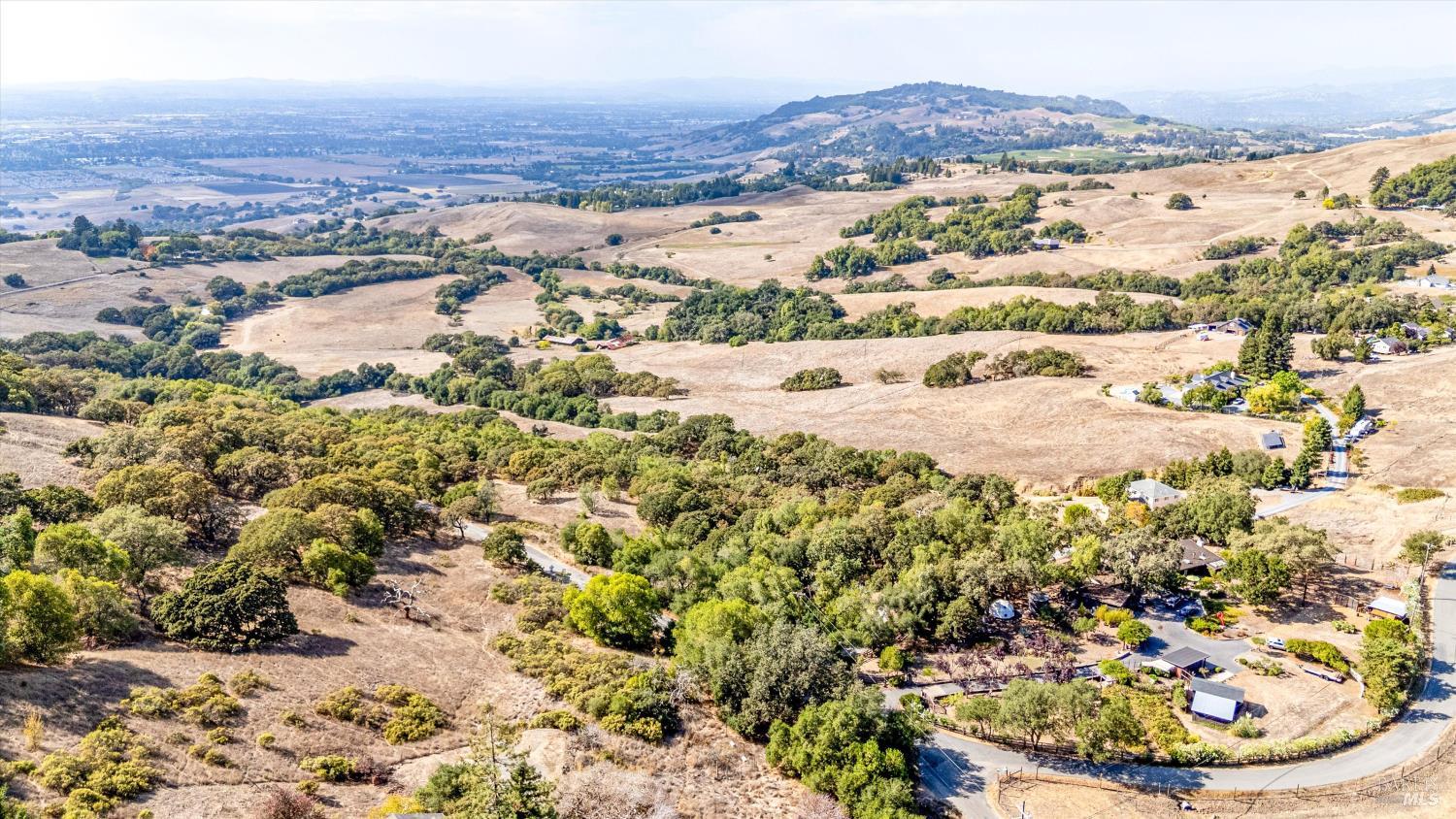 6001 Lichau Road Penngrove, CA 94951 - Photo 24 of 86