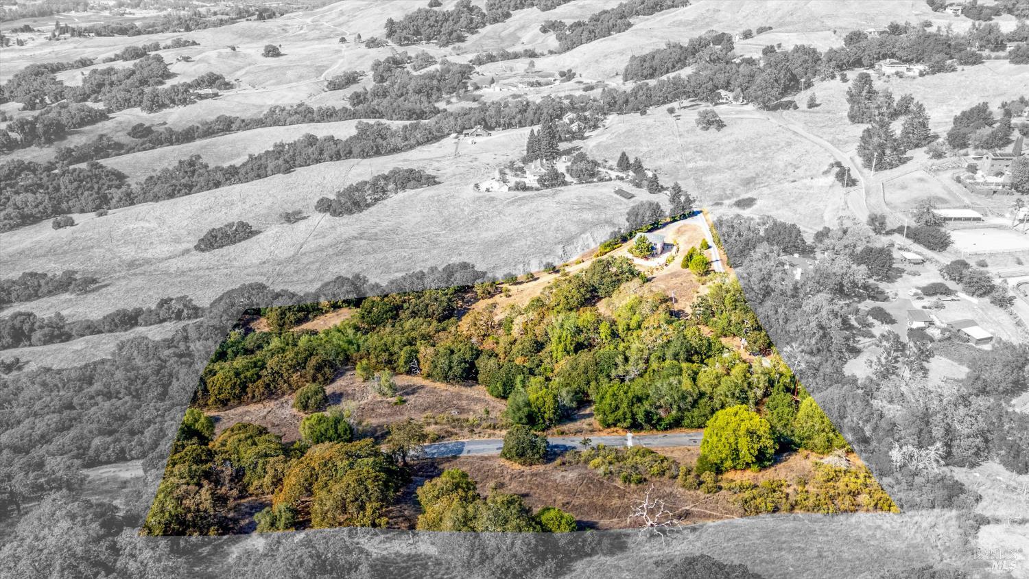 6001 Lichau Road Penngrove, CA 94951 - Photo 26 of 86