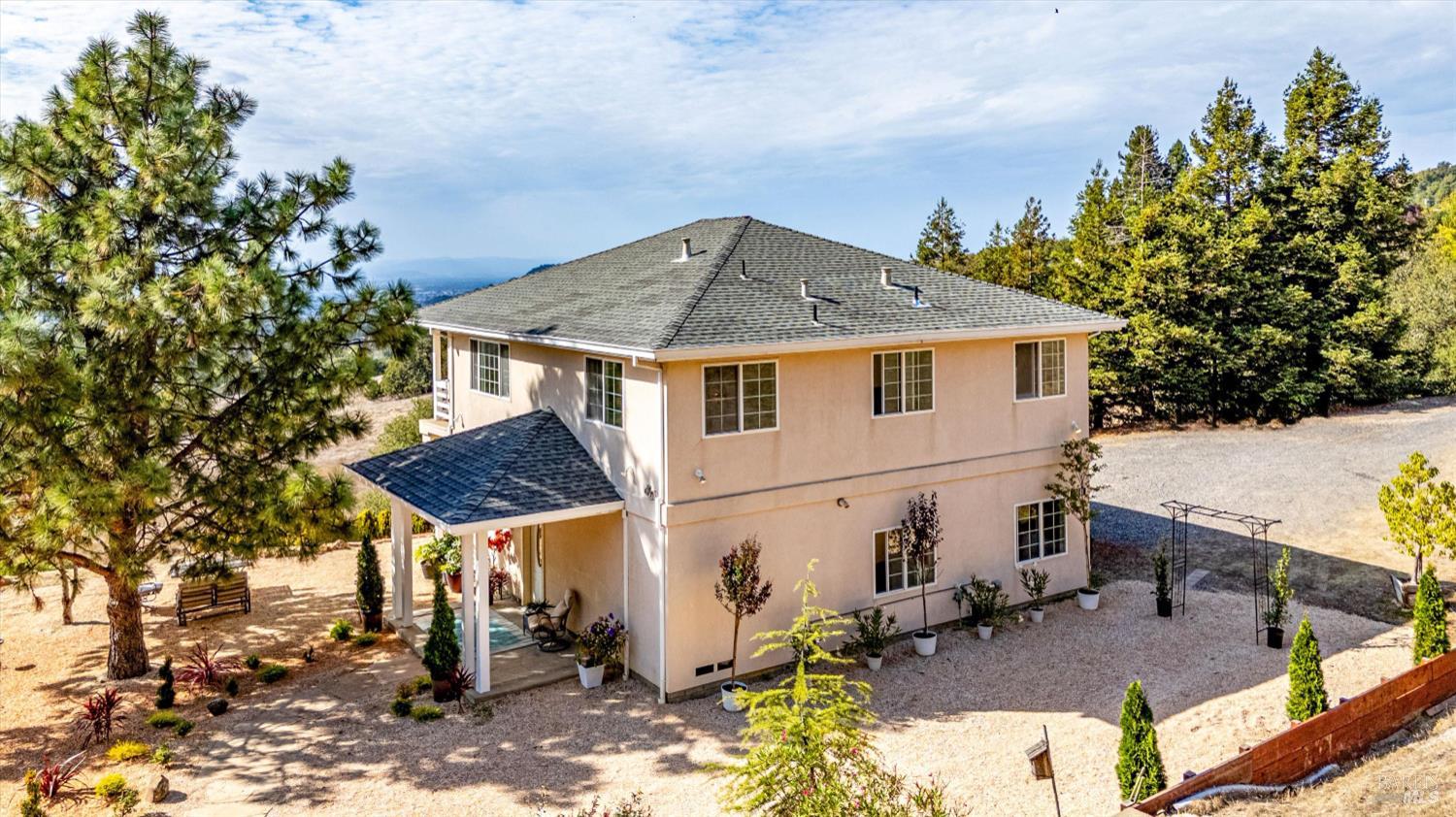 6001 Lichau Road Penngrove, CA 94951 - Photo 29 of 86