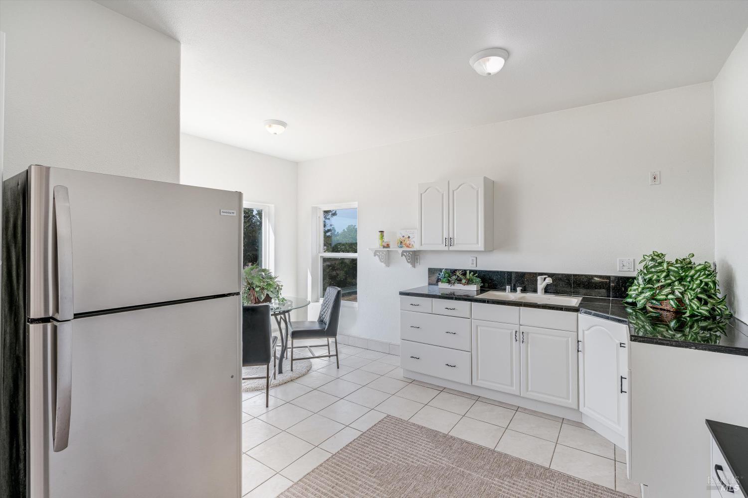 6001 Lichau Road Penngrove, CA 94951 - Photo 43 of 86