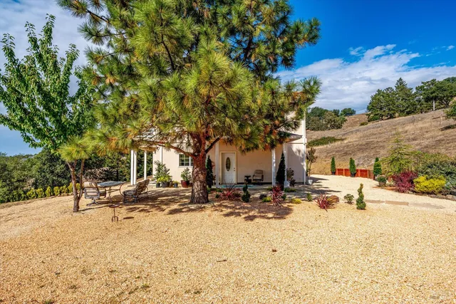 $1,195,000 | 6001 Lichau Road, Penngrove, CA 94951