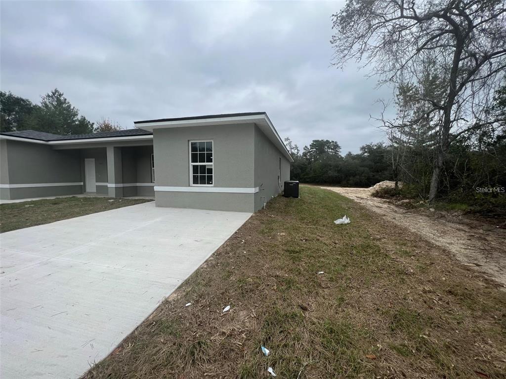 16170 Southwest 33rd Ave Road Ocala, FL 34473 - Photo 2 of 25