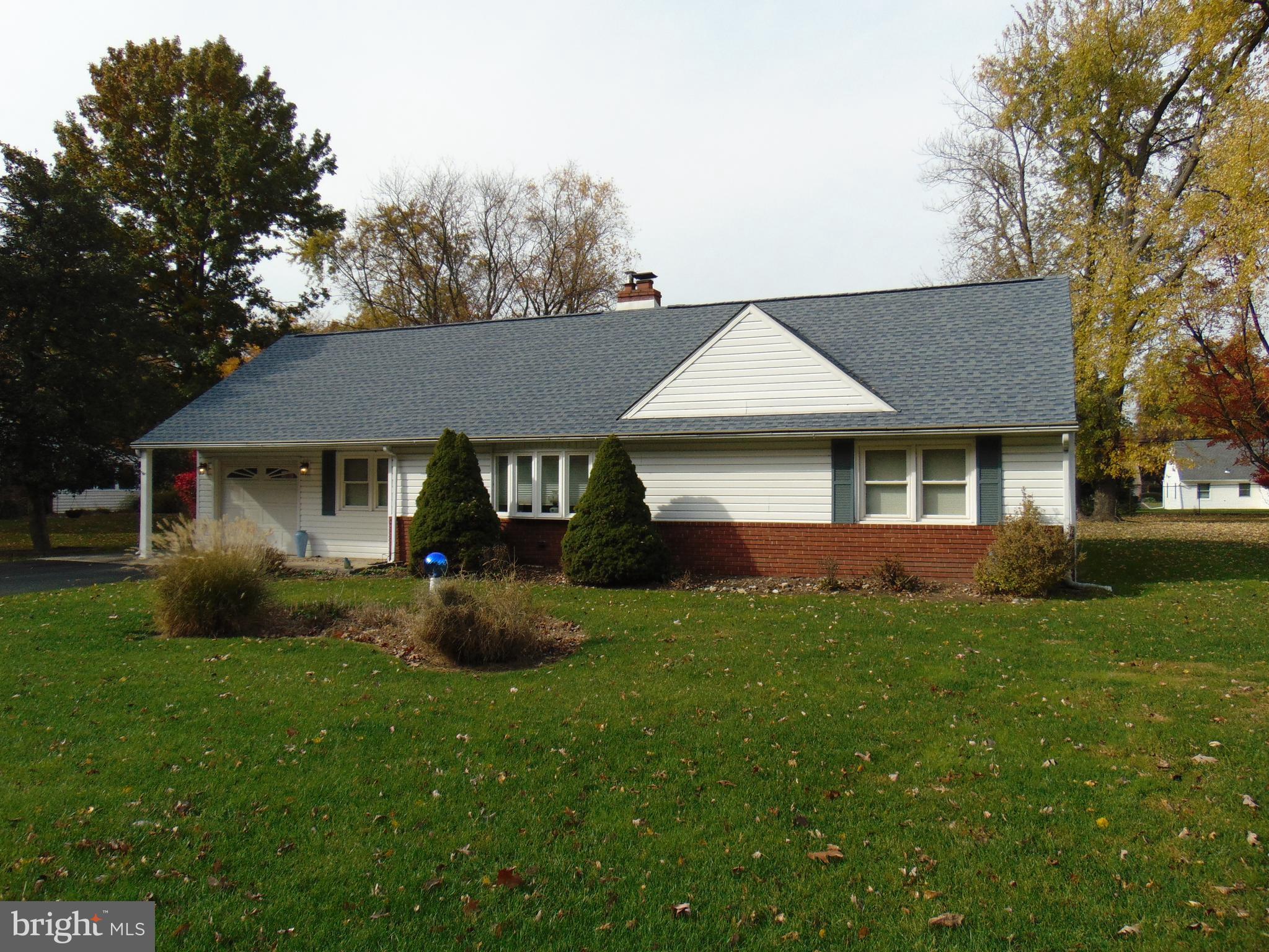 140 New Road Southampton, PA 18966 - Photo 3 of 24 Gallery Image 3