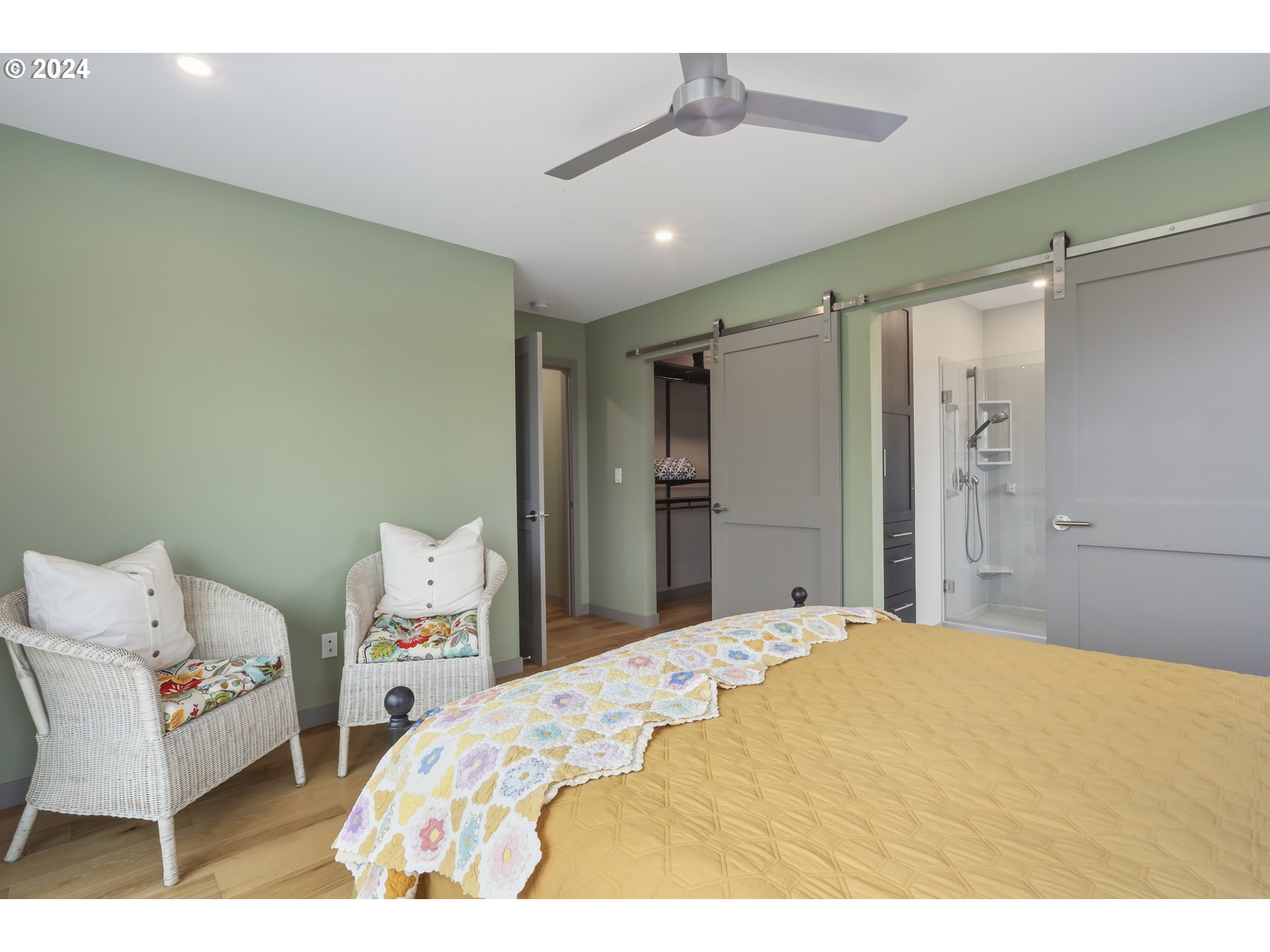 1513 Fish Tail Road Maupin, OR 97037 - Photo 21 of 39 Bedroom, Primary