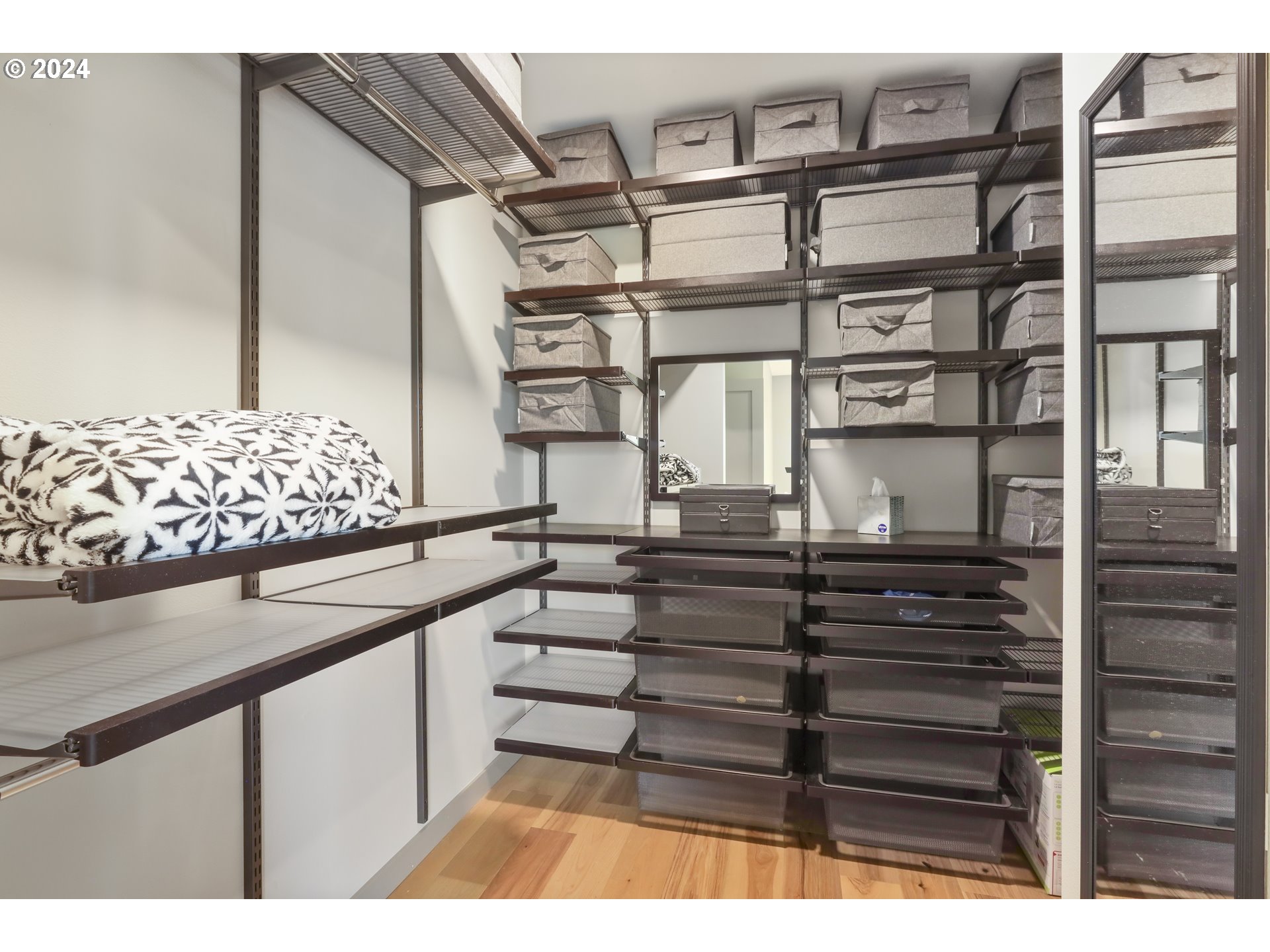 1513 Fish Tail Road Maupin, OR 97037 - Photo 24 of 39 Bedroom, Primary