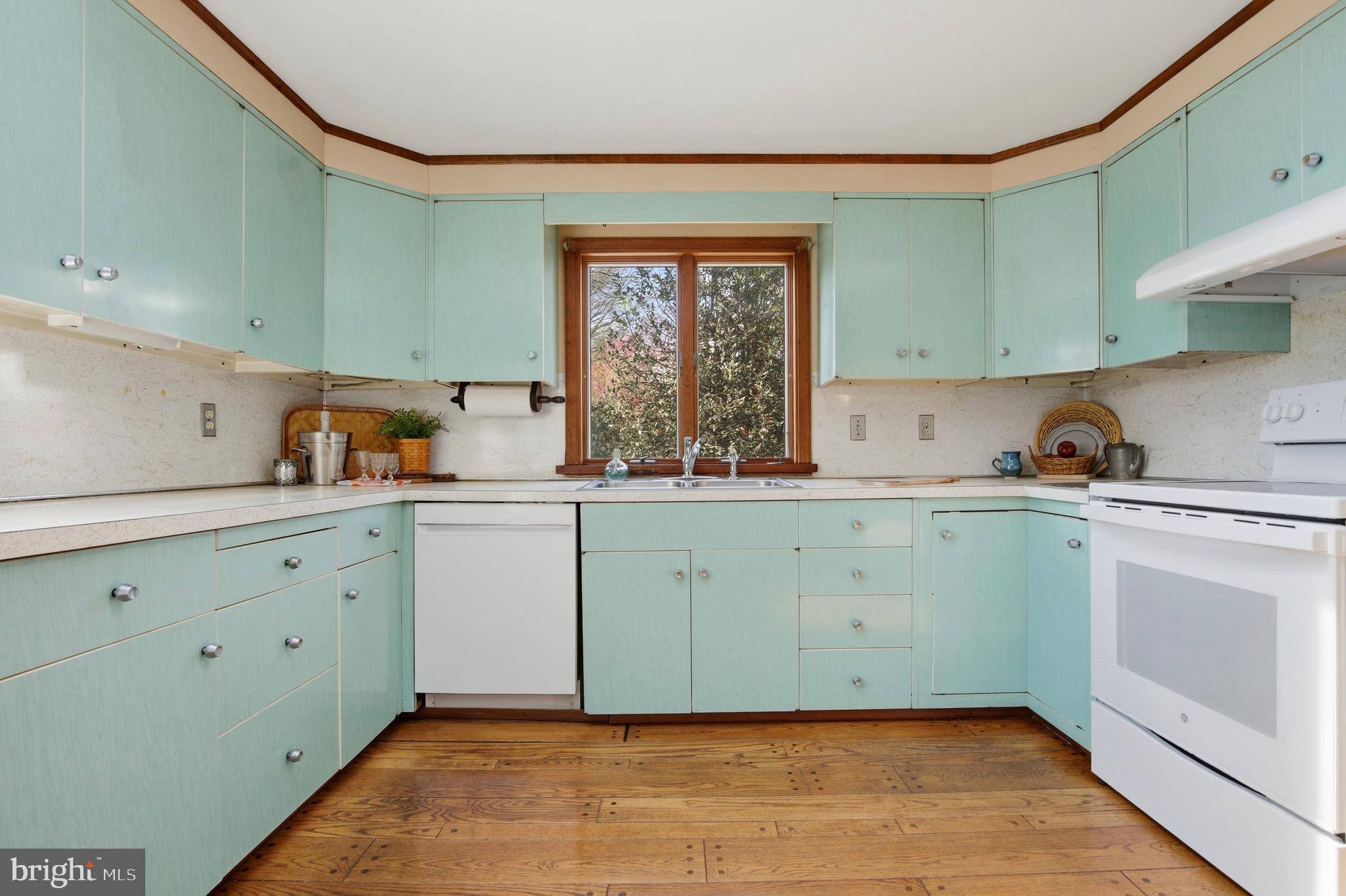 2240 Pioneer Road Hatboro, PA 19040 - Photo 13 of 28 Kitchen Casement Windows Overlooking Rear Yard