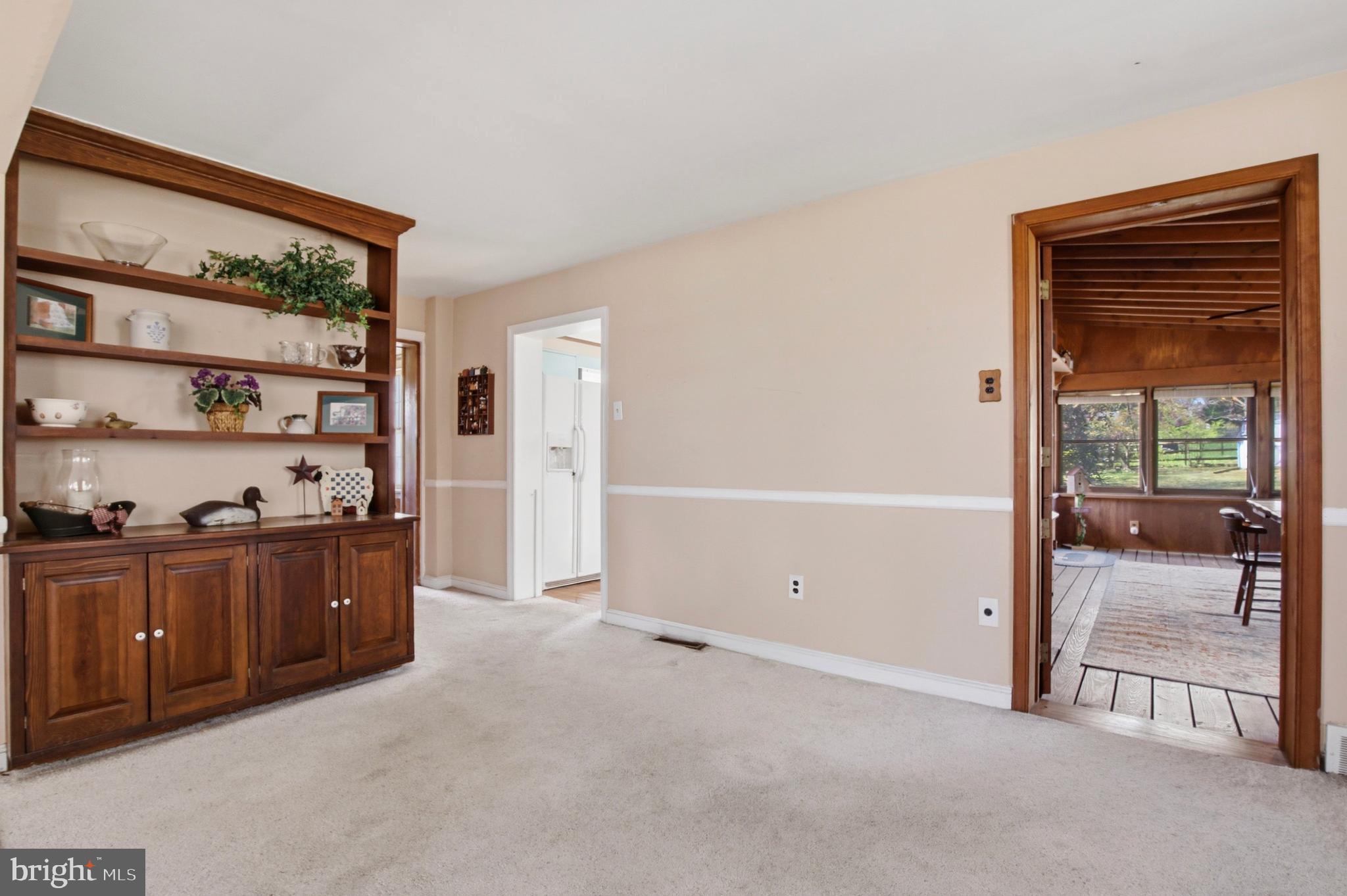 2240 Pioneer Road Hatboro, PA 19040 - Photo 6 of 28 Built-In for Storage and Display