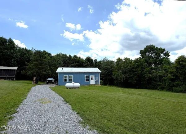 $179,900 | 1910 Seaton Road, Greeneville, TN 37743