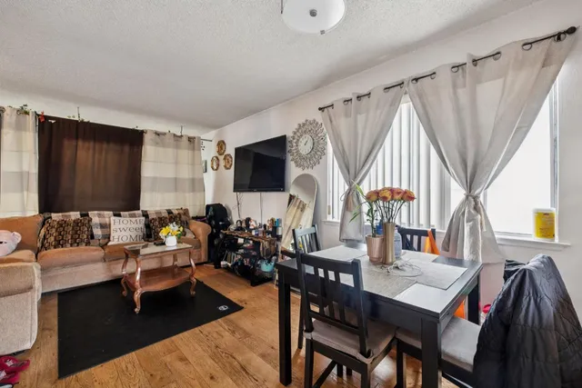 $4,950,000 | 121 Lorton Avenue, Burlingame, CA 94010