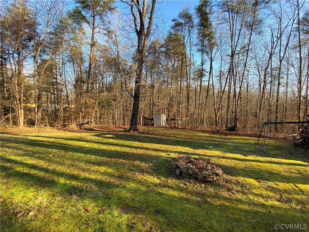 11 Rhodes Lane Cartersville, VA 23027 - Photo 37 of 38 Gallery Image 37
