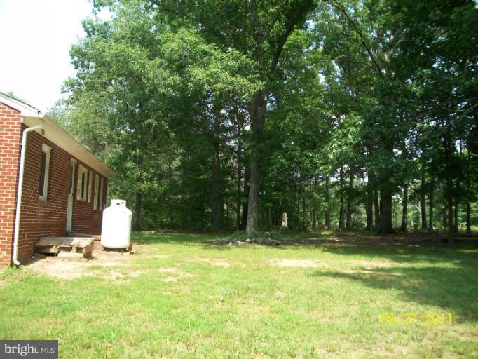 4907 Courthouse Road Spotsylvania, VA 22551 - Photo 7 of 26 Exterior (Rear)