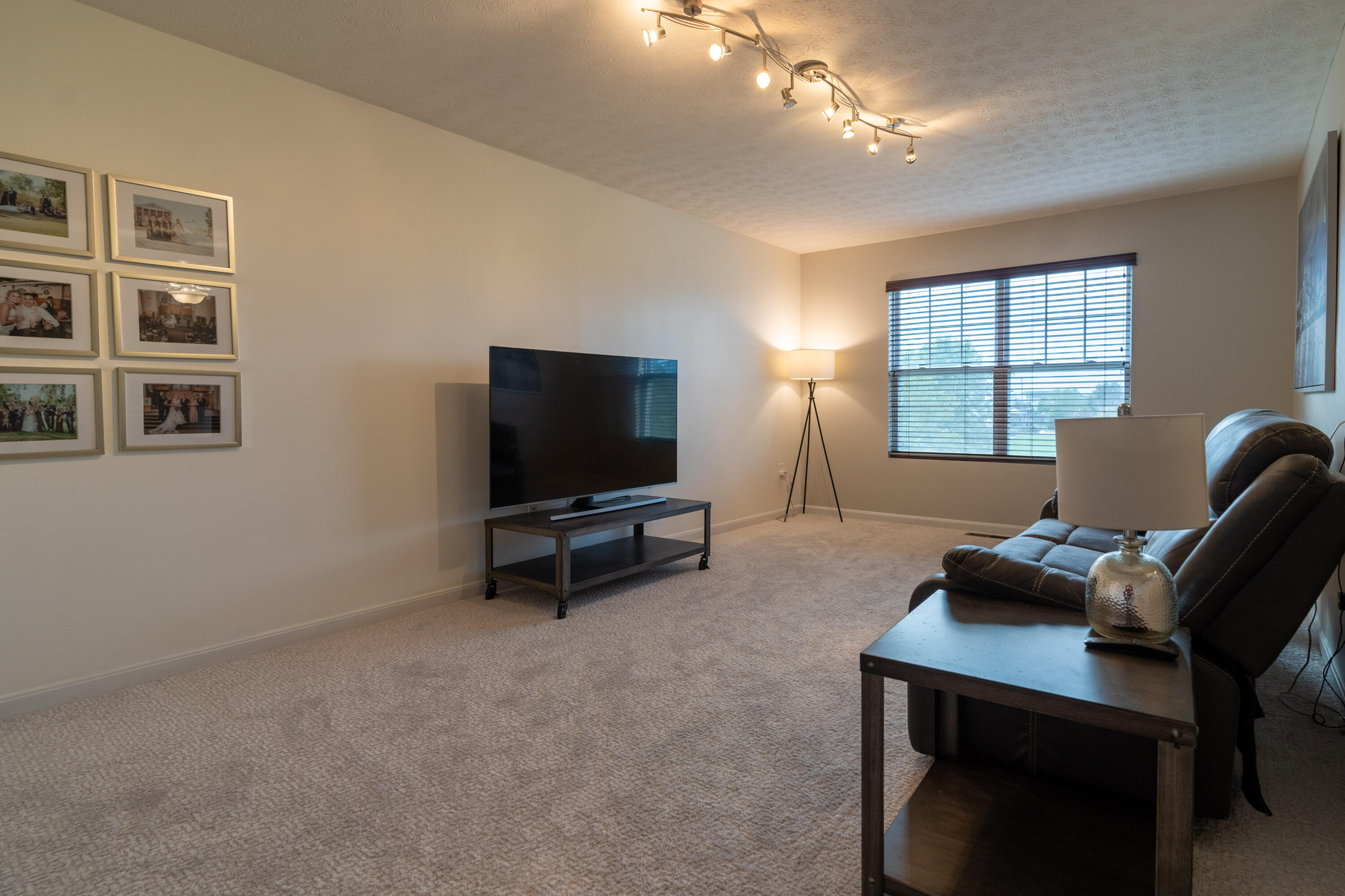 1735 Mounts Road Morrow, OH 45152 - Photo 8 of 24 Gallery Image 8