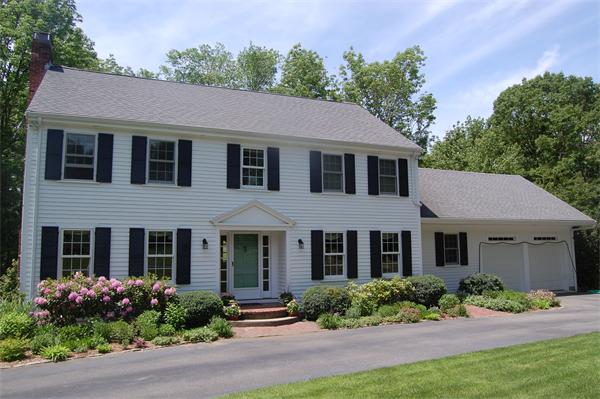 15 Valley Road Dover, MA 02030 - Photo 1 of 25 Gallery Image 1