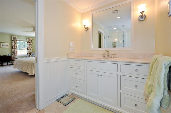 15 Valley Road Dover, MA 02030 - Photo 13 of 25 Gallery Image 13