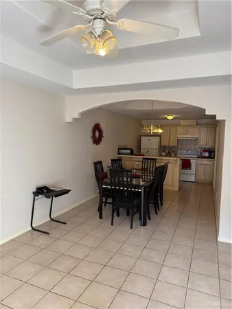 $900 | 1500 Prosperity Drive, Unit B, Edinburg, TX 78541