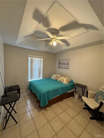 $900 | 1500 Prosperity Drive, Unit B, Edinburg, TX 78541