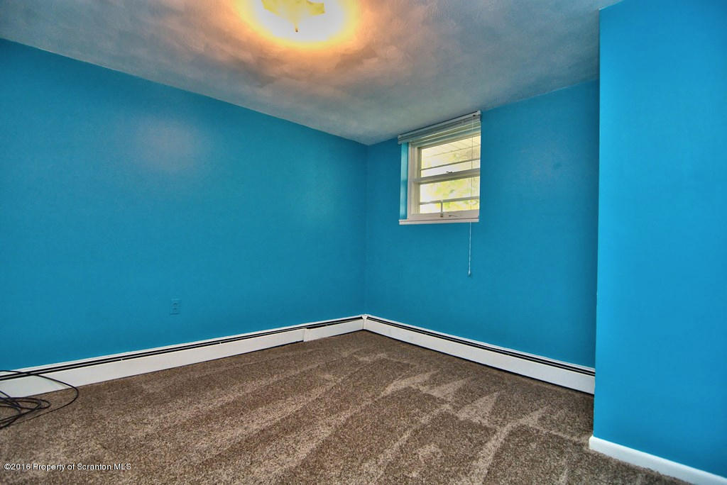 117 Welsh Hill Road Clarks Summit, PA 18411 - Photo 11 of 49 Gallery Image 11