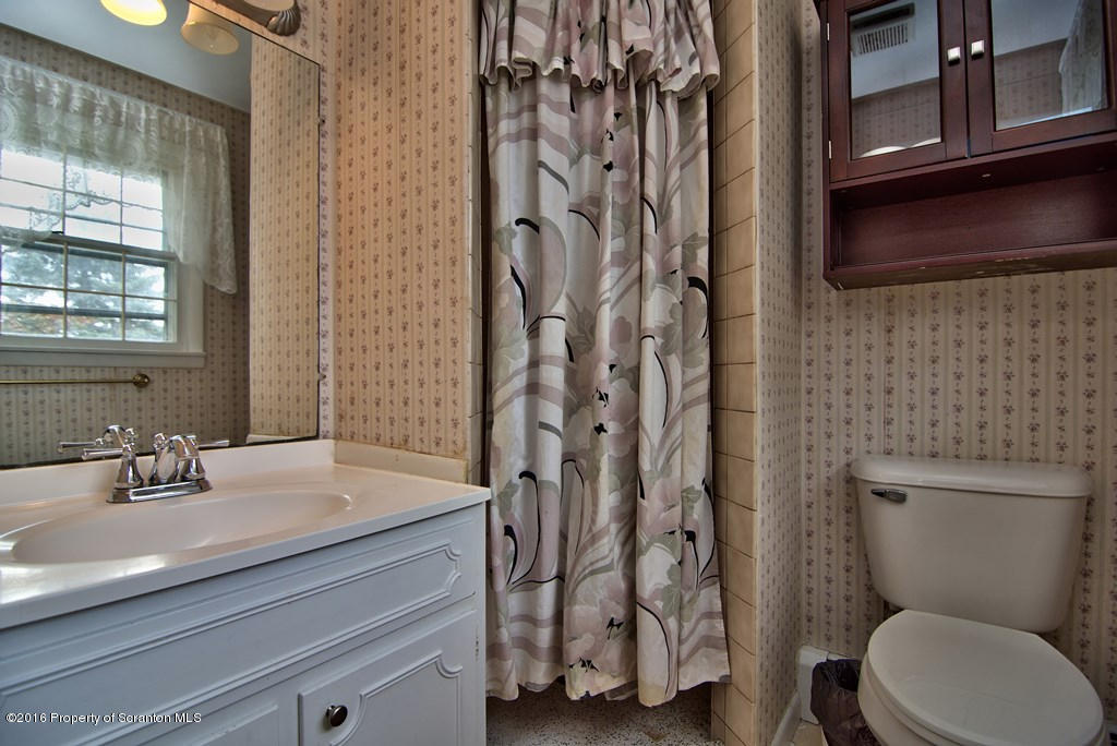 117 Welsh Hill Road Clarks Summit, PA 18411 - Photo 7 of 49 Gallery Image 7