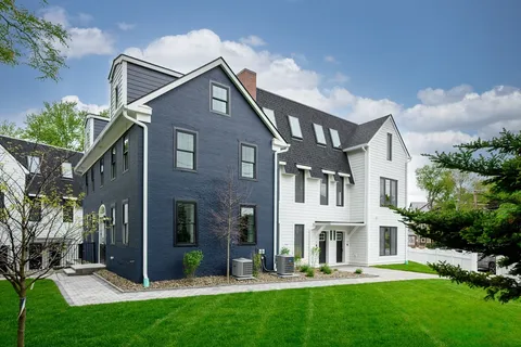 $1,195,000 | 21 Ashland Street, Unit 21, Boston, MA 02122